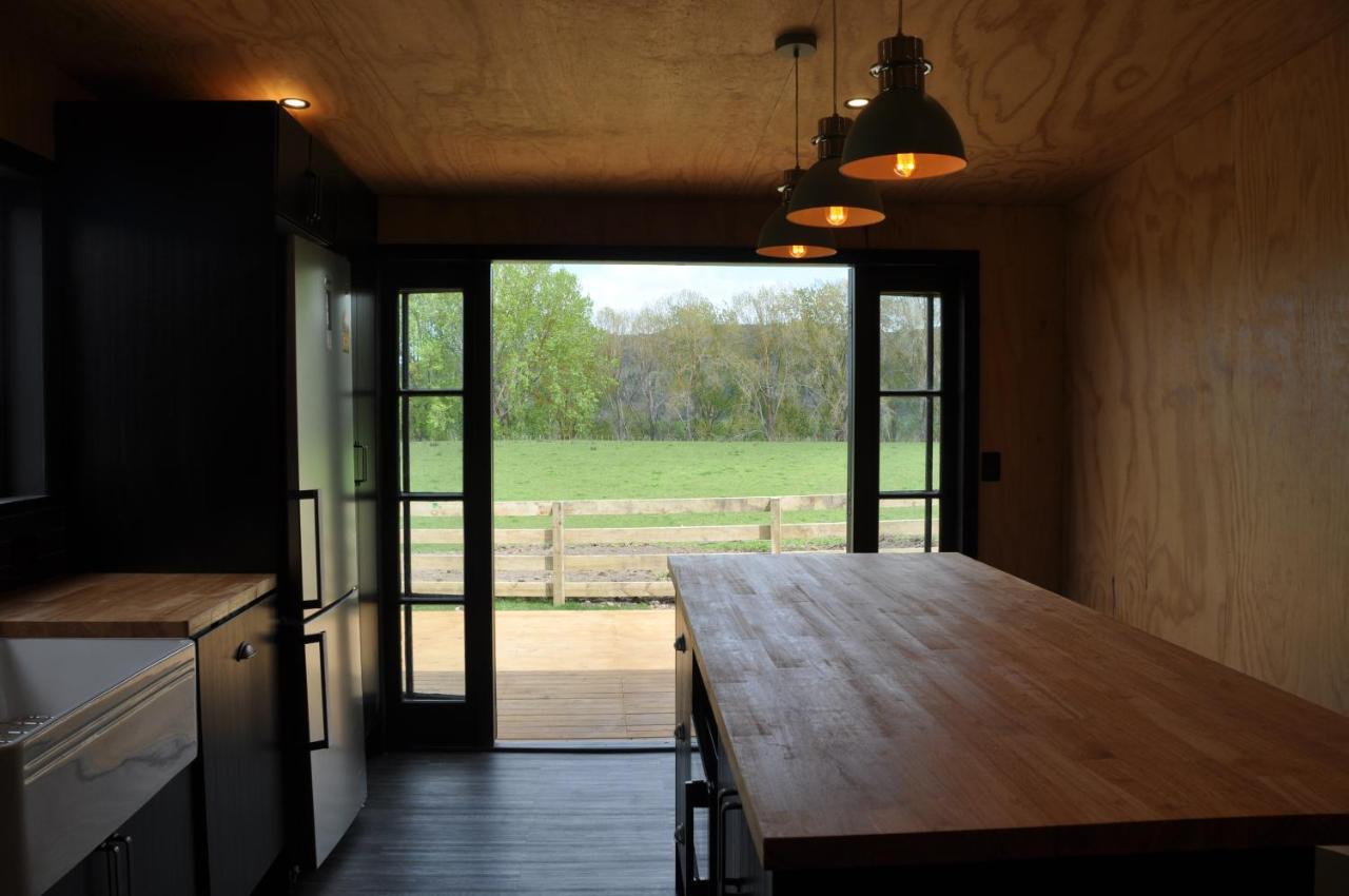 Renagour Cottage - Farmstay With Hot Tub! Whanganui Exterior photo